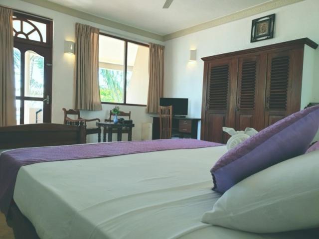 Oasey Ayurveda Hotel Bentota Exterior foto